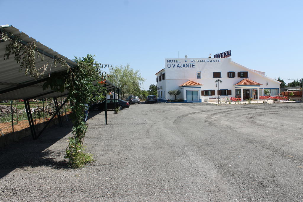 "O Viajante" Low Cost Hotel Estremoz Exterior photo