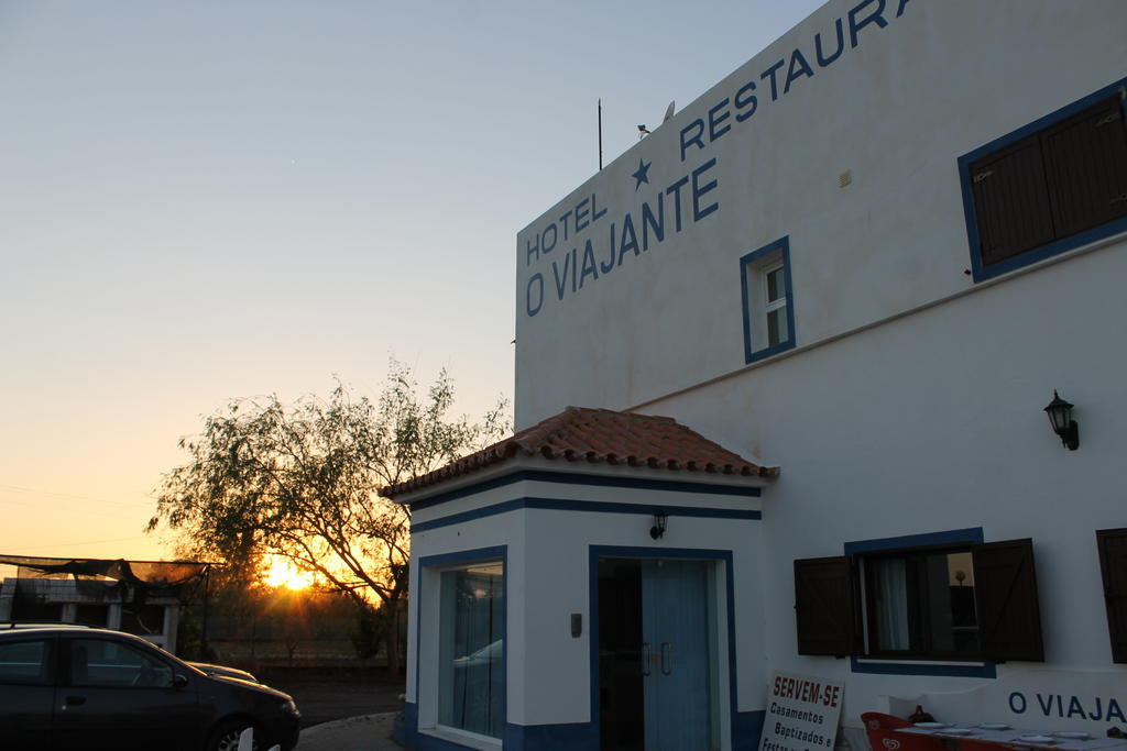 "O Viajante" Low Cost Hotel Estremoz Exterior photo