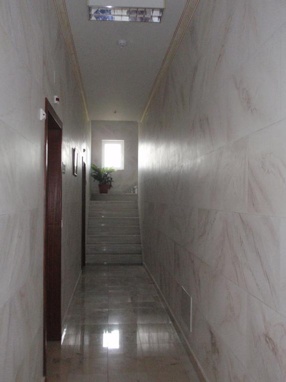 "O Viajante" Low Cost Hotel Estremoz Exterior photo